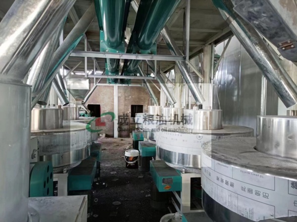 自動化石磨面粉加工設(shè)備流水線 自動化石磨面粉加工設(shè)備流水線